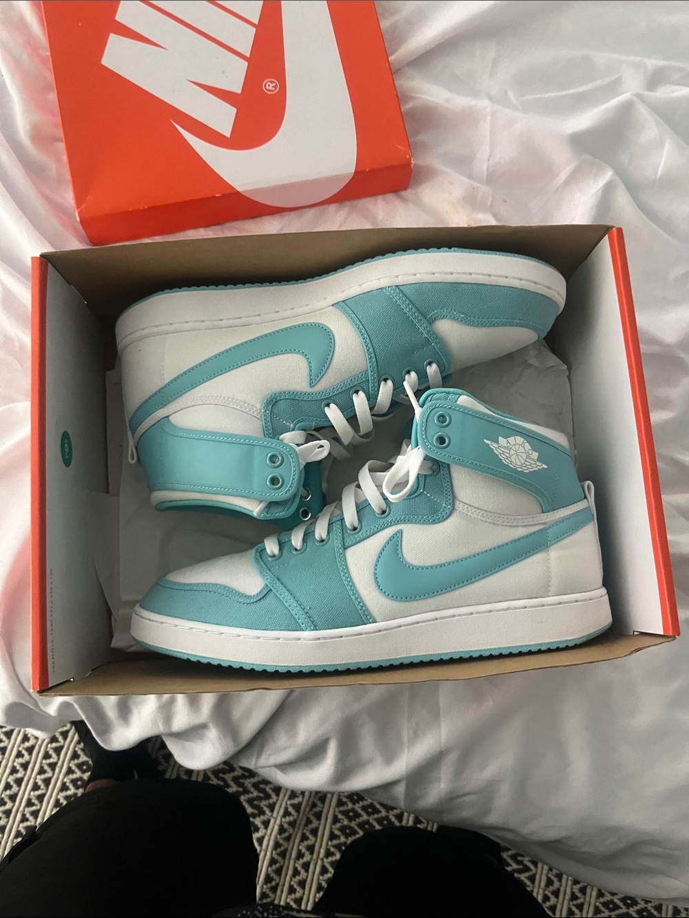 Nike High Top Sneakers in Teal & White